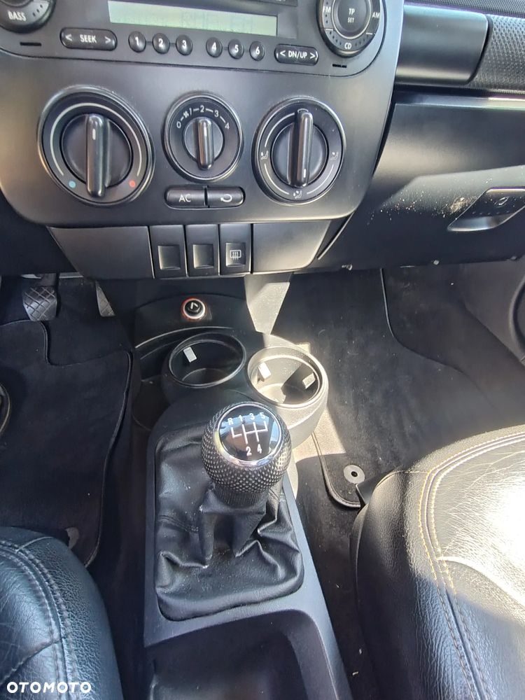 Volkswagen New Beetle 1.4 - 22