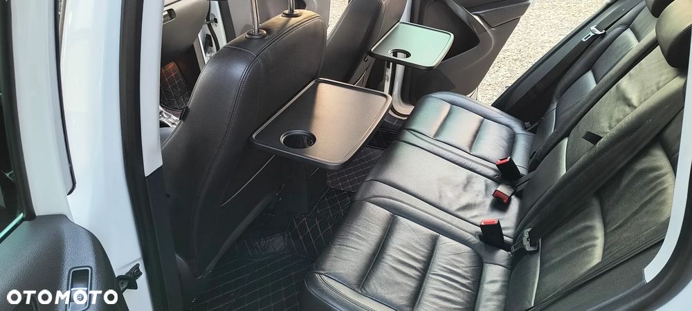 Volkswagen Tiguan - 16