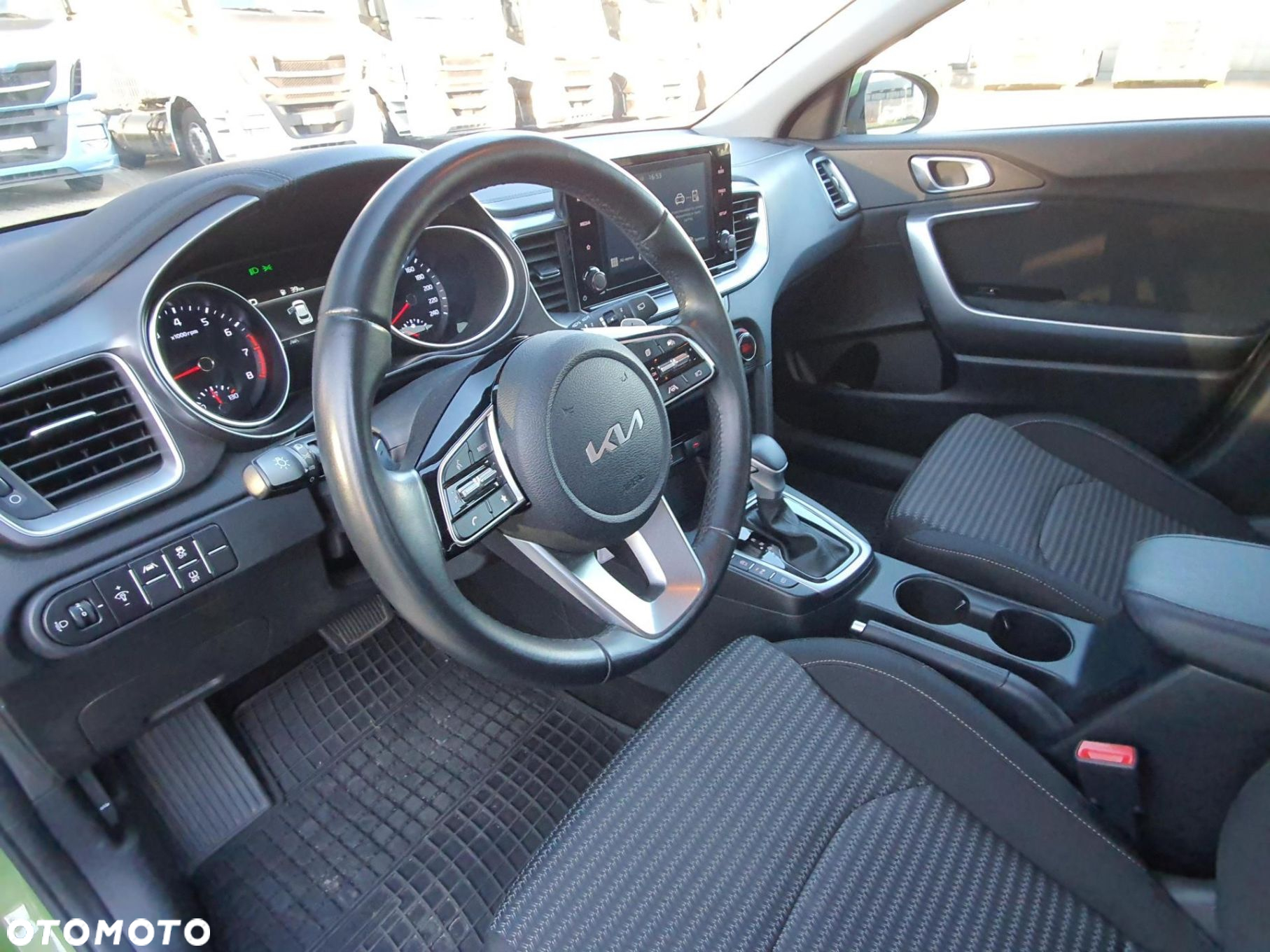 Kia XCeed - 9
