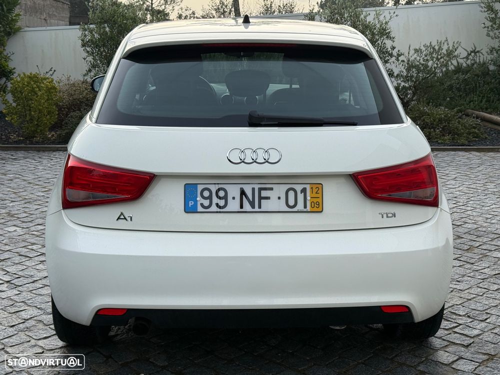 Audi A1 Sportback 1.6 TDI Advance - 11