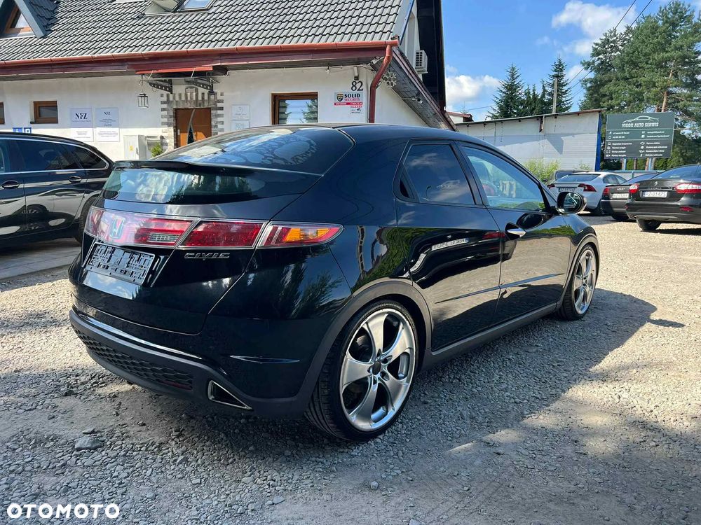 Honda Civic 1.8 Executive - 13