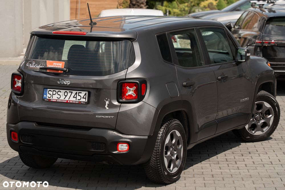 Jeep Renegade 1.6 E-TorQ Sport FWD - 12