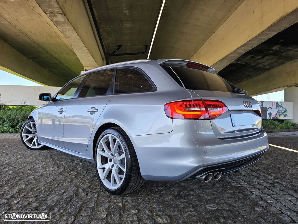 Audi A4 2.0 TDI multitronic S-line - 18