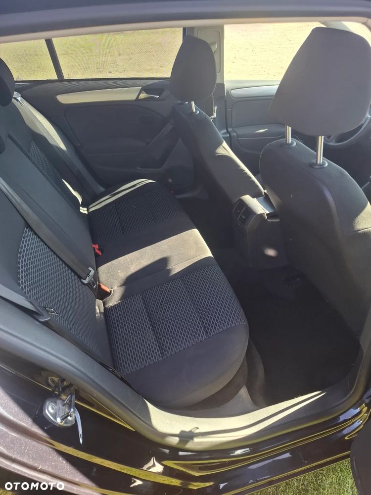 Volkswagen Golf - 8