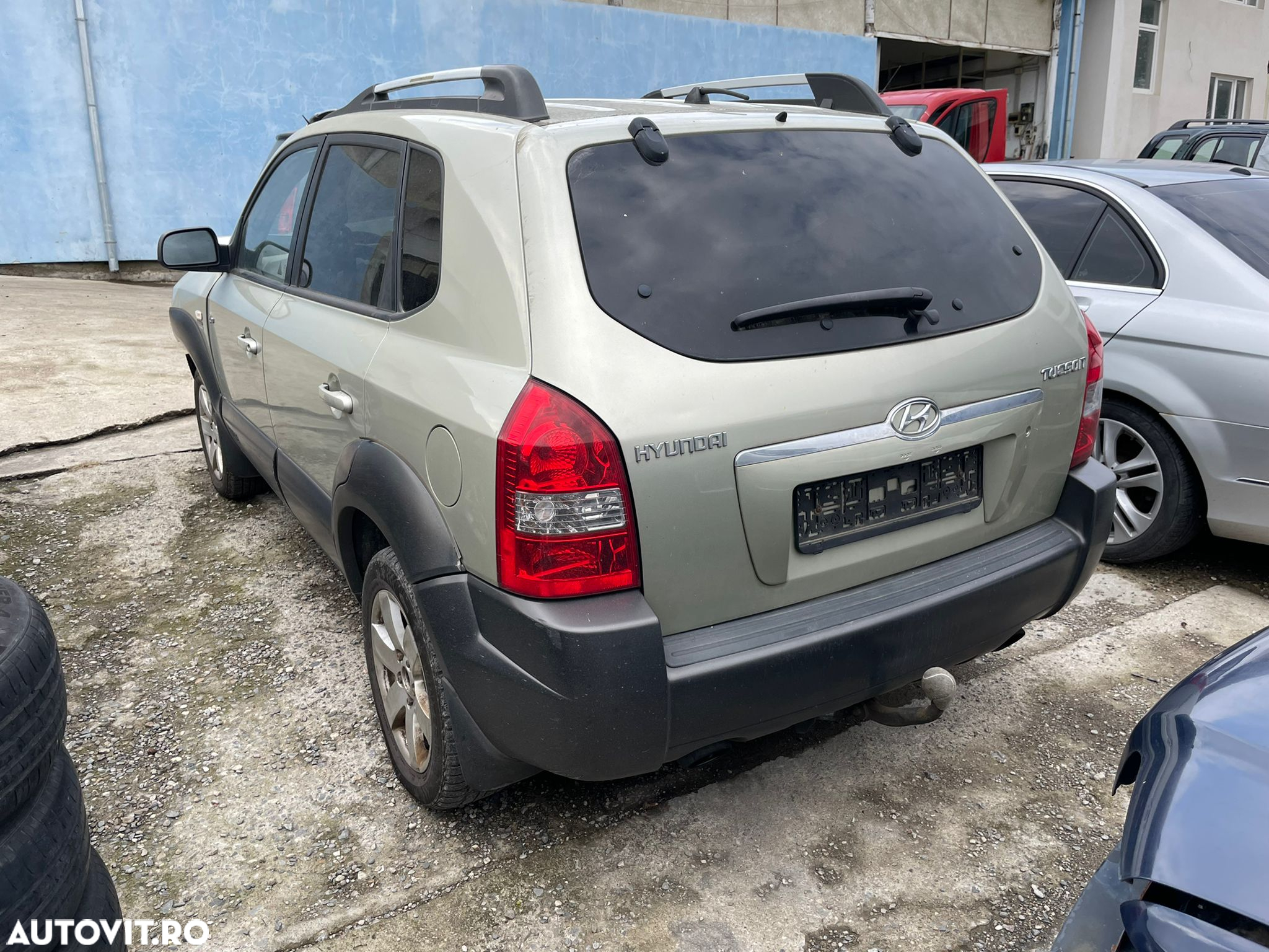 Dezmembrez piese Hyundai Tucson - 2