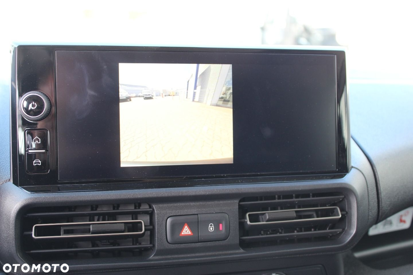 Opel COMBO - 17