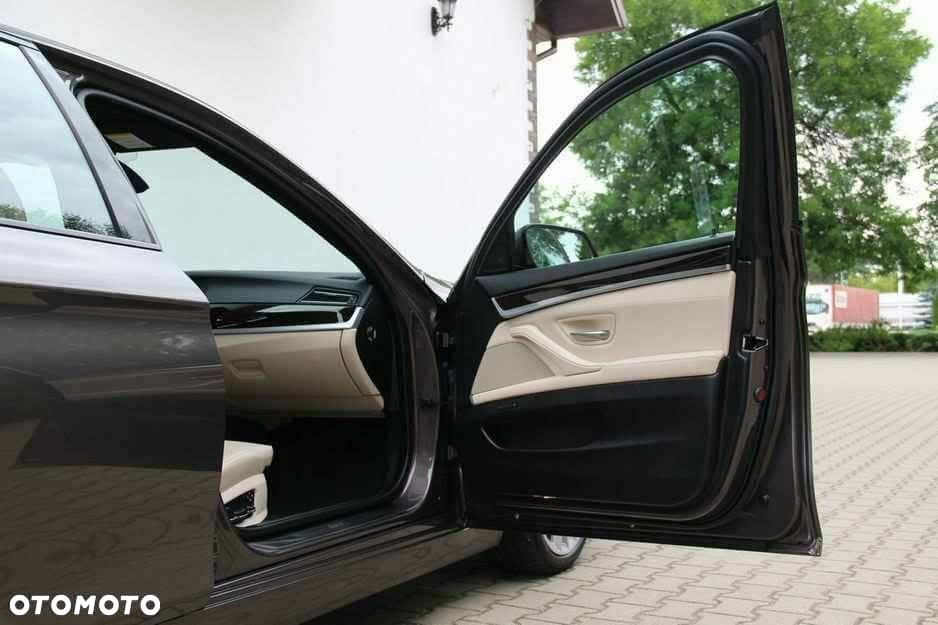 BMW Seria 5 530d - 15