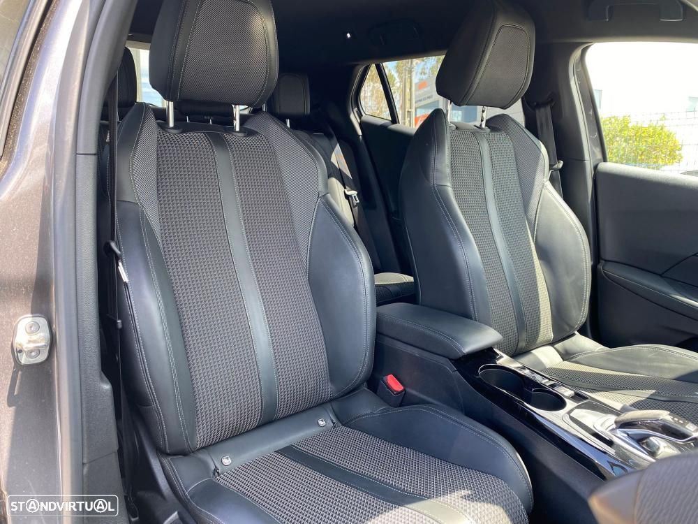 Peugeot 2008 1.5 BlueHDi GT Line EAT8 - 5