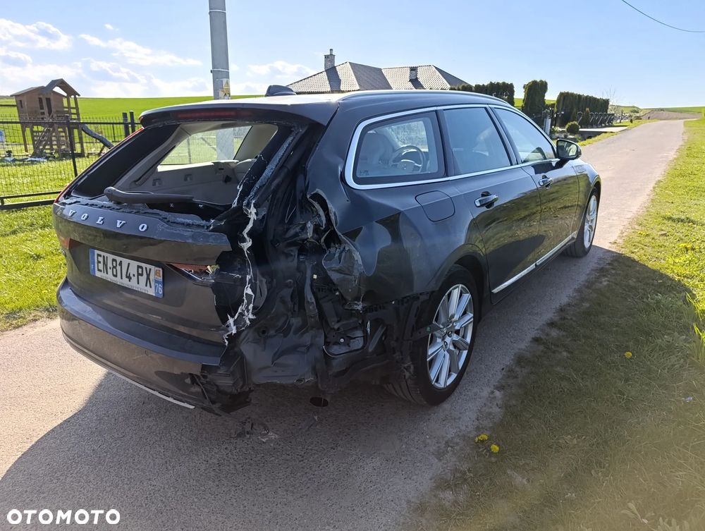 Volvo V90 - 5