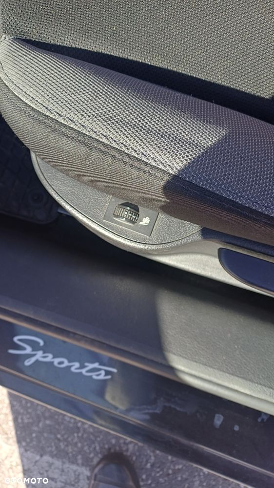 Peugeot 207 95 VTi Sport - 23