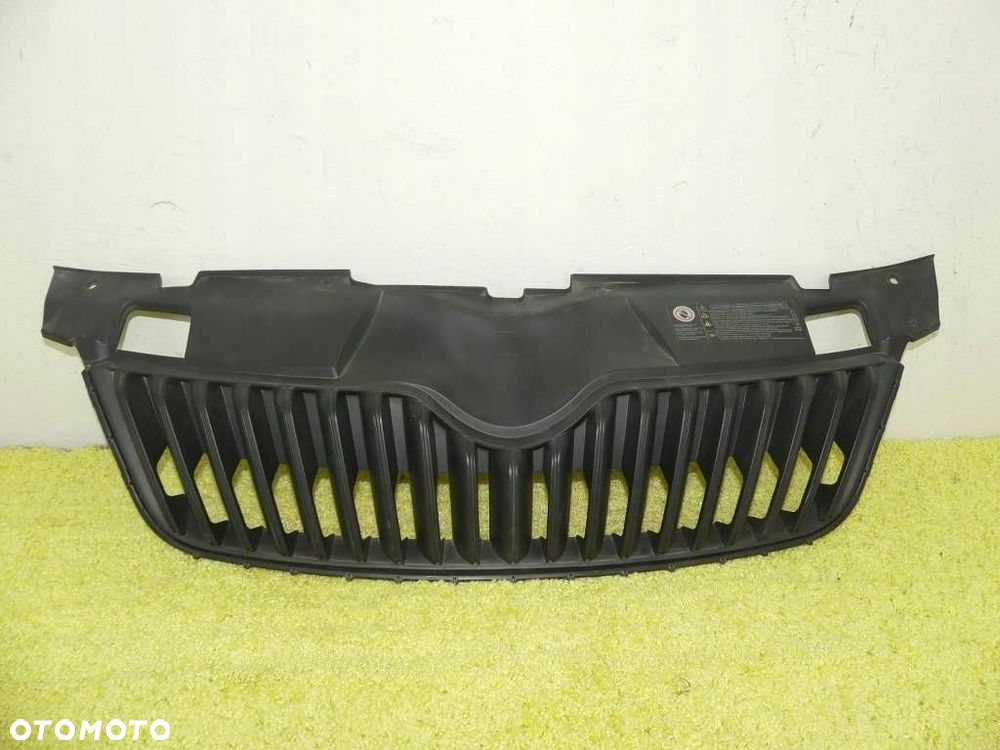 grill atrapa skoda fabia 2 ii 5j lift 09-14r oryginaŁ - 1