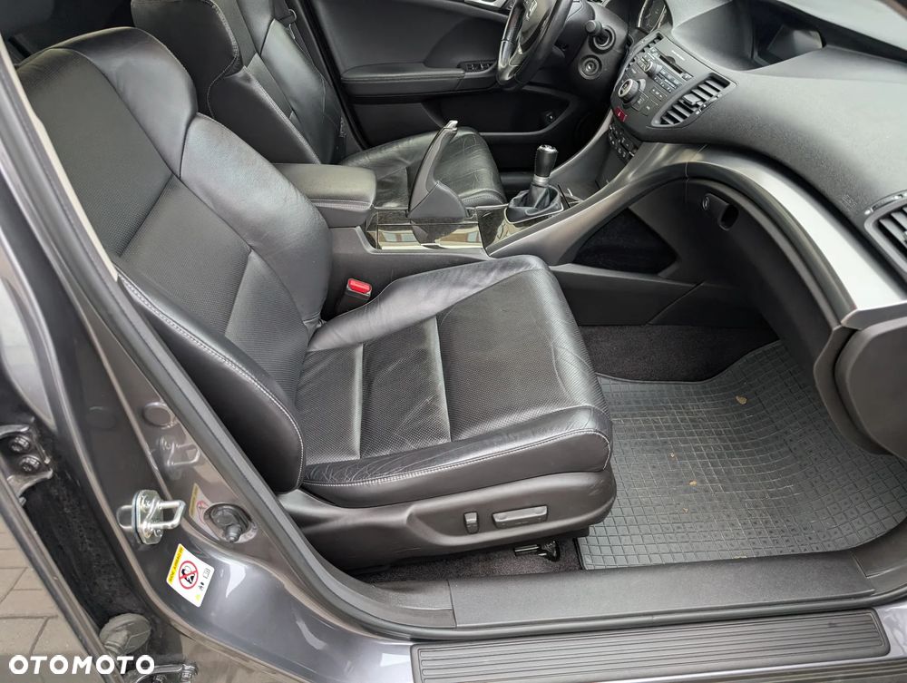 Honda Accord 2.0 Executive - 6