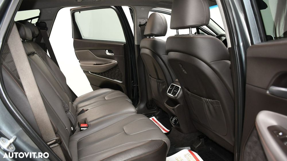 Hyundai Santa Fe 2.2 CRDi 4WD Automatik Premium - 9