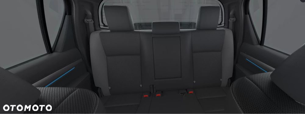 Toyota Hilux - 11