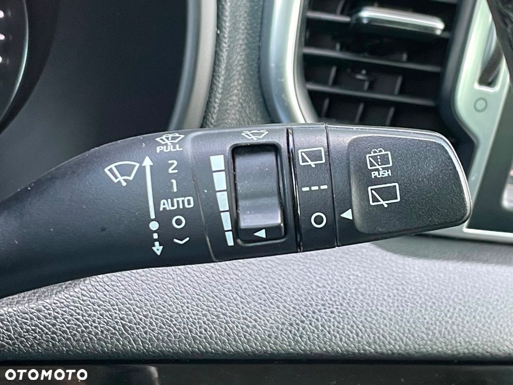 Kia Sportage 1.6 GDI 2WD Dream-Team Edition - 18