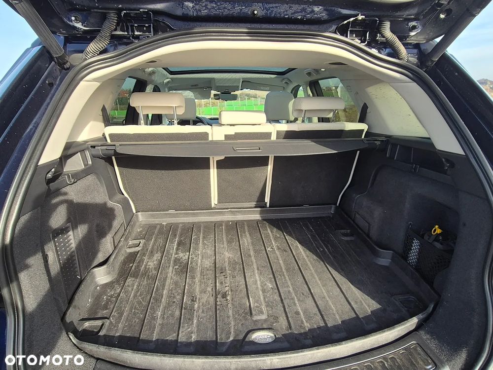 Land Rover Discovery Sport 2.0 D180 HSE - 17