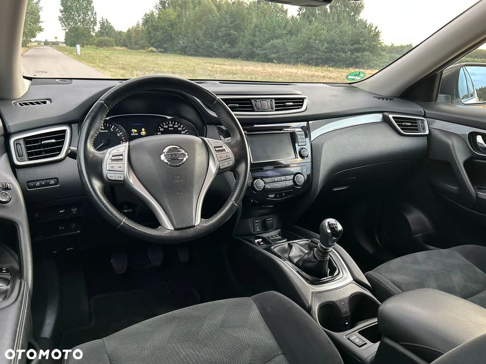 Nissan X-Trail 1.6 DIG-T 360 - 18