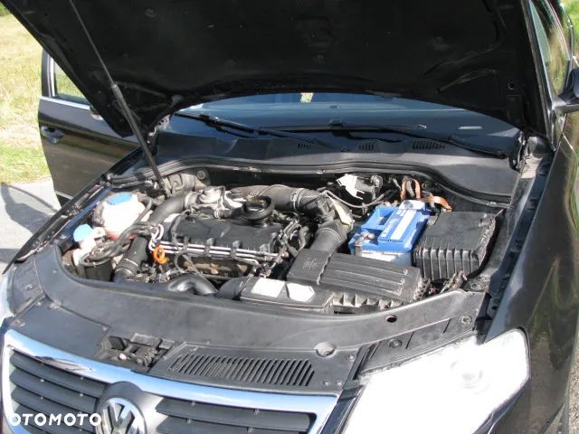 Volkswagen Passat 1.9 TDI Comfortline - 13