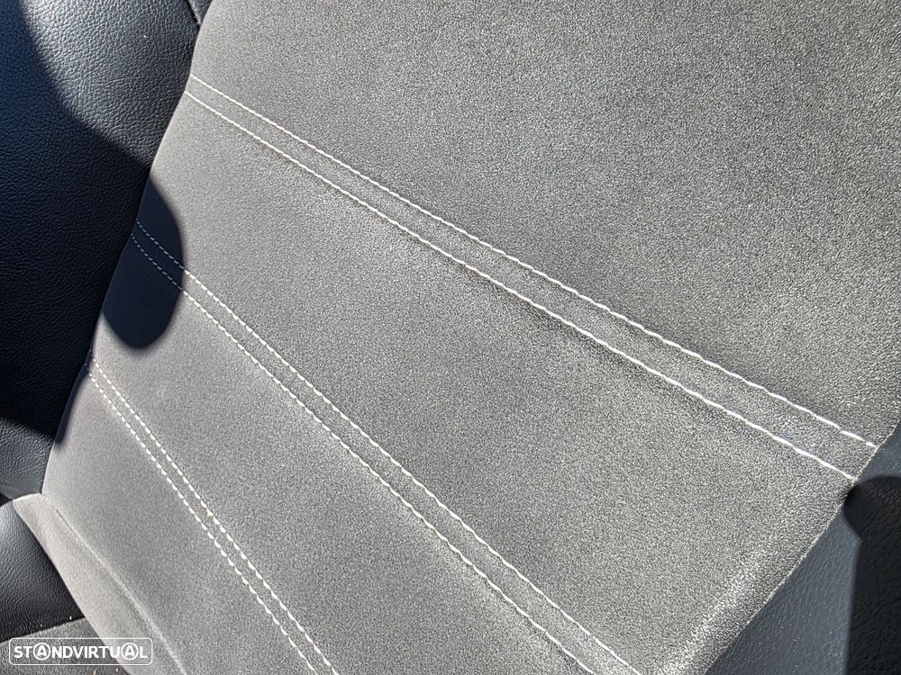 DS DS4 PureTech 130 Stop&Start SoChic - 23