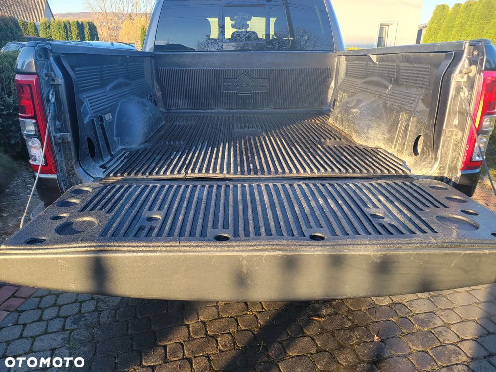 RAM 1500 Crew Cab Shortbed Bighorn - 7