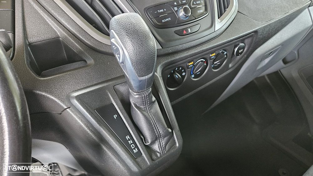 Ford Transit L2H2 2.0 TDCI Caixa automática - 130 CV - 34