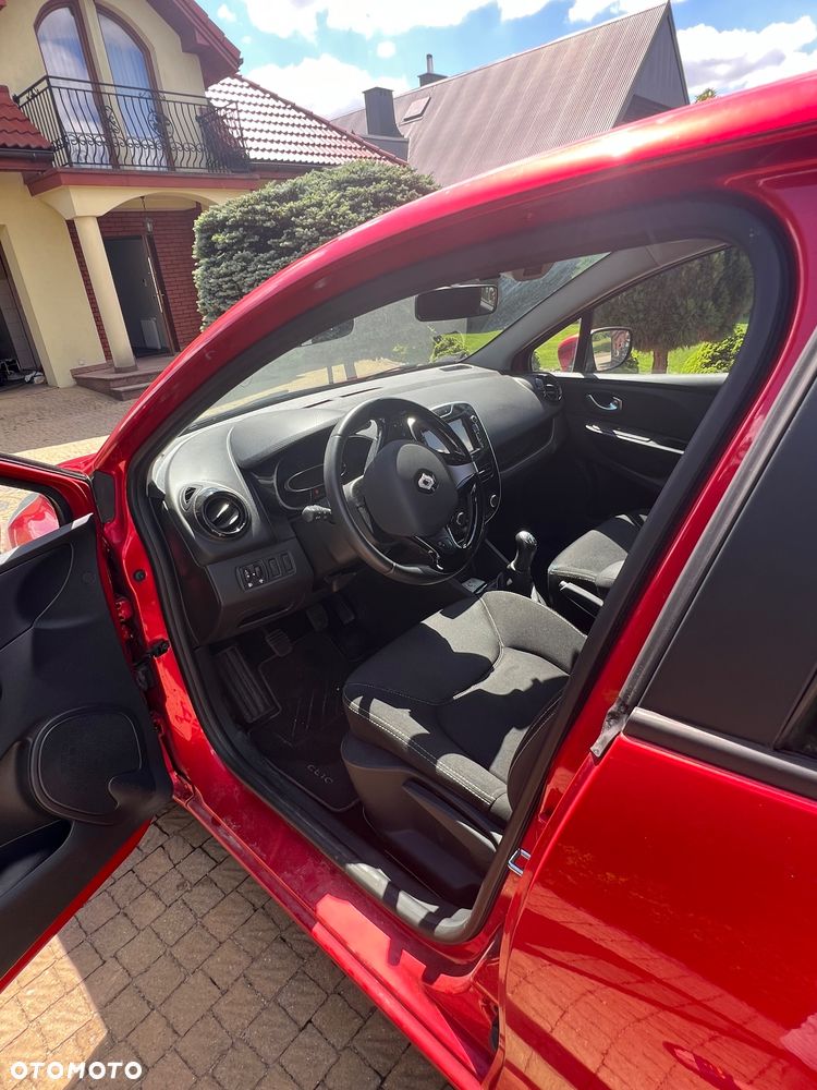 Renault Clio - 14