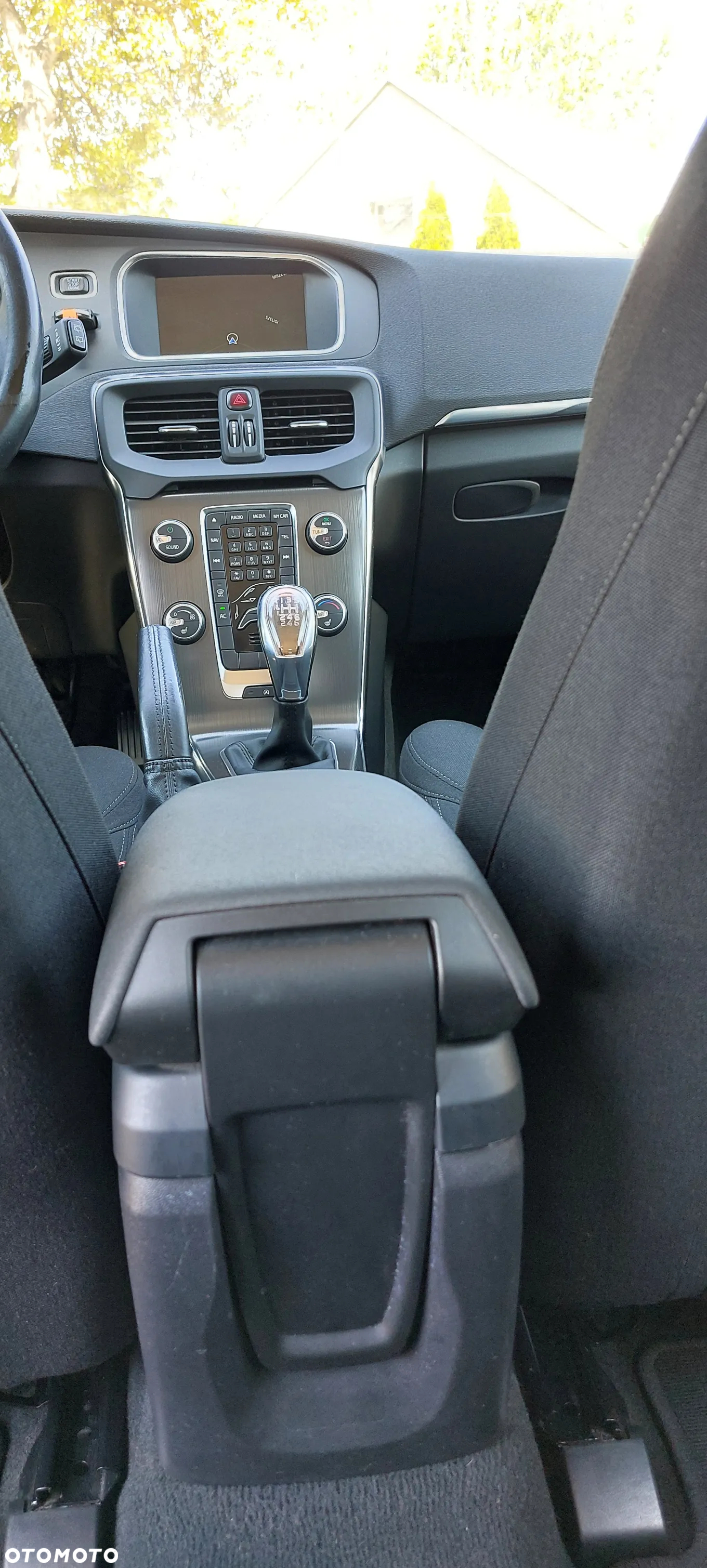 Volvo V40 D2 Kinetic - 24