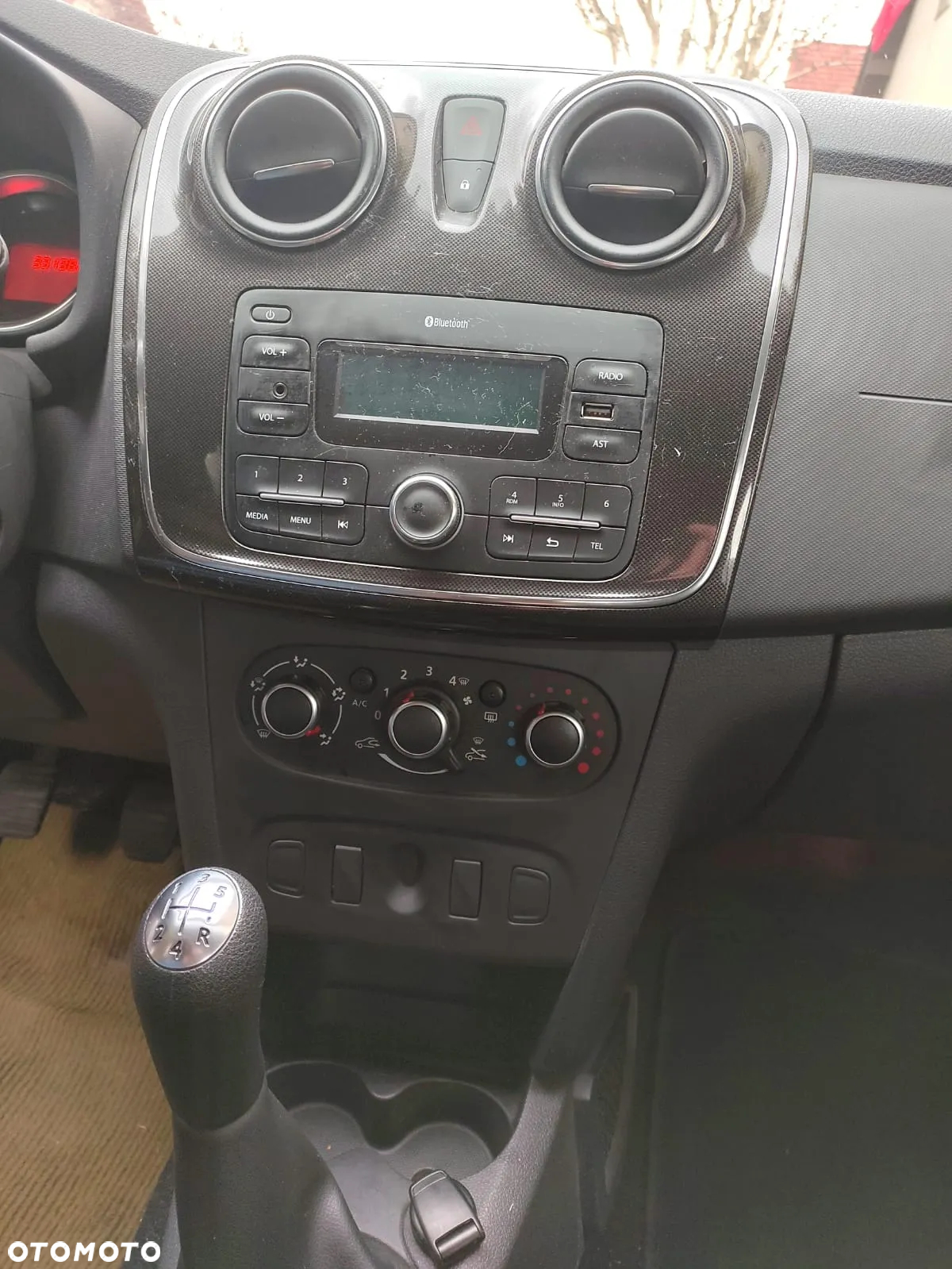 Dacia Sandero 1.0 SCe Access - 6