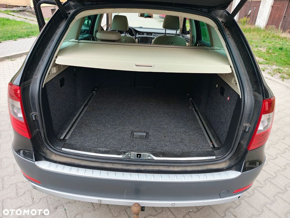 Skoda Superb 2.0 TDI 4x4 Platinum Outdoor DSG - 22