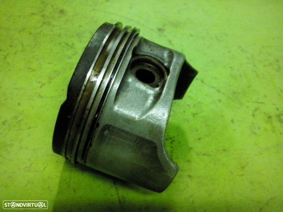 Piston do motor Vw Golf IV 4 1400 gasolina AHW - 2