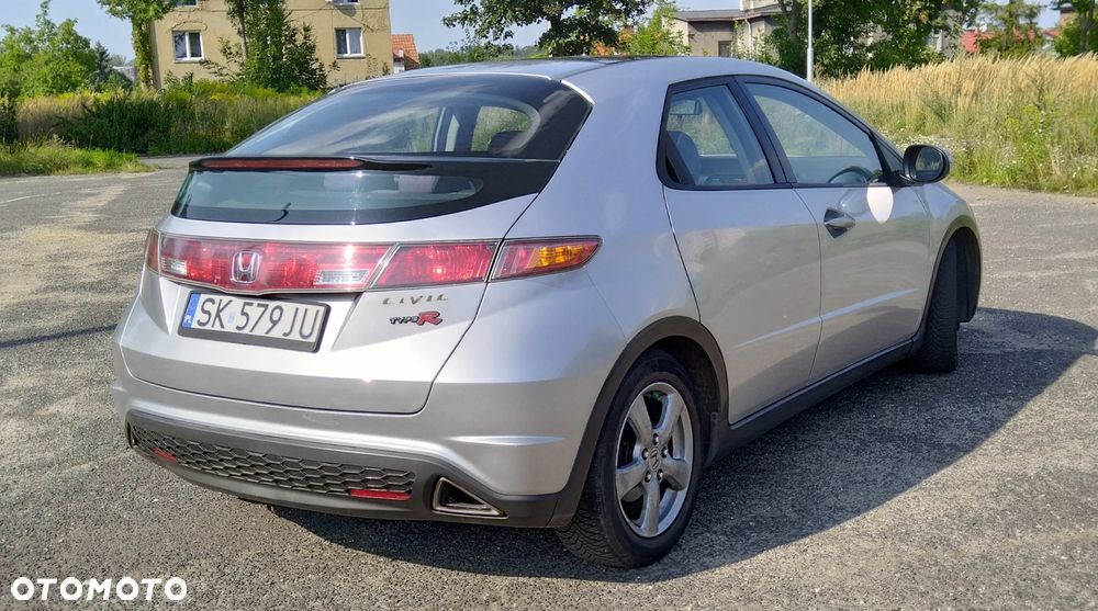 Honda Civic 1.8 Executive - 15