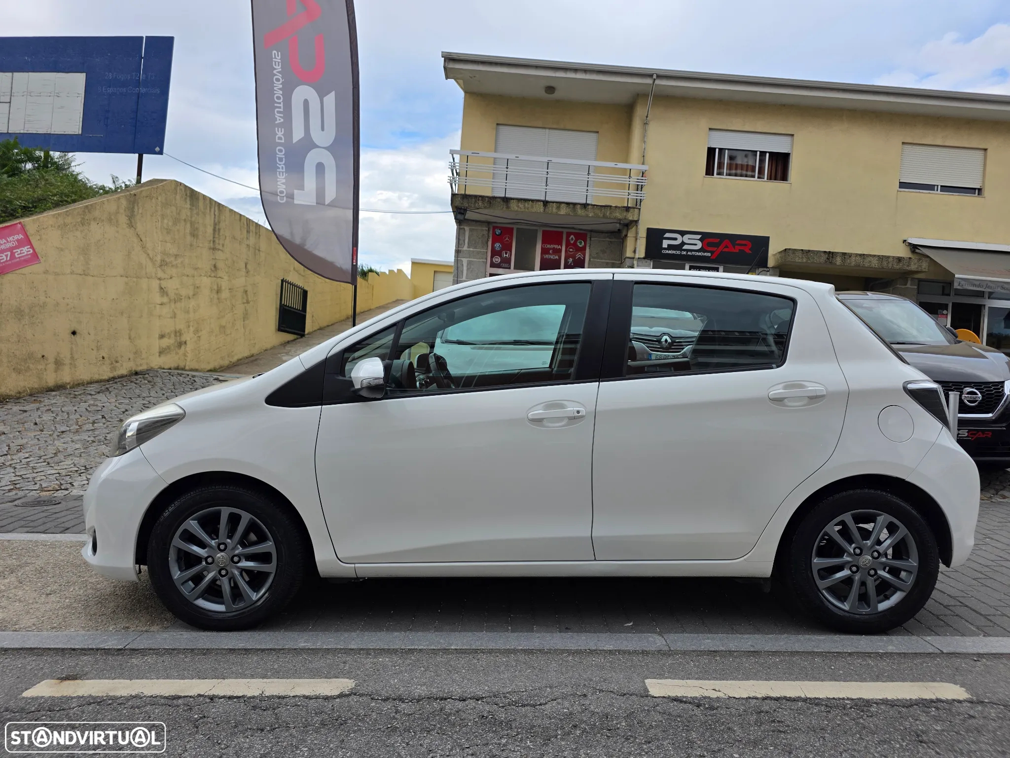 Toyota Yaris 1.0 VVT-i Comfort +PS Style+P.Techno - 2