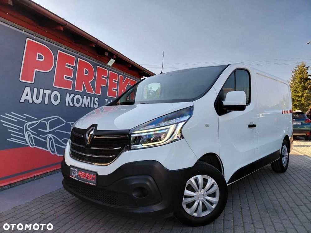 Renault TRAFIC - 2