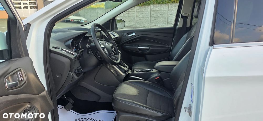 Ford Kuga 2.0 EcoBlue 4x4 TITANIUM - 13
