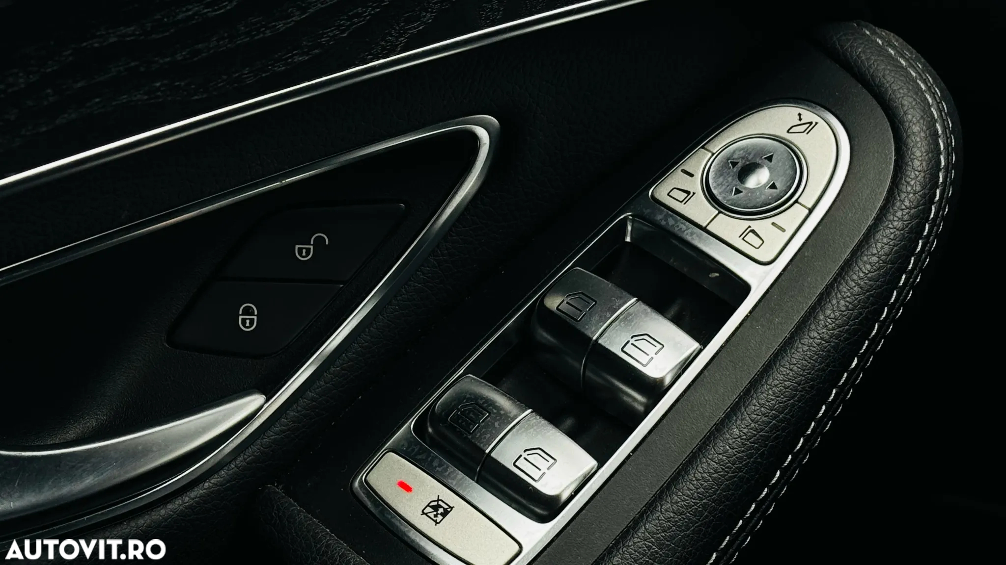 Mercedes-Benz GLC 220 d 4Matic 9G-TRONIC Exclusive - 24