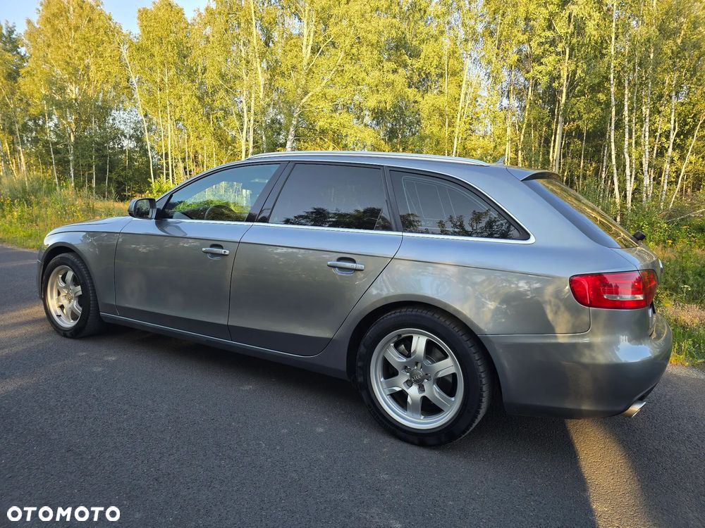Audi A4 Avant - 9