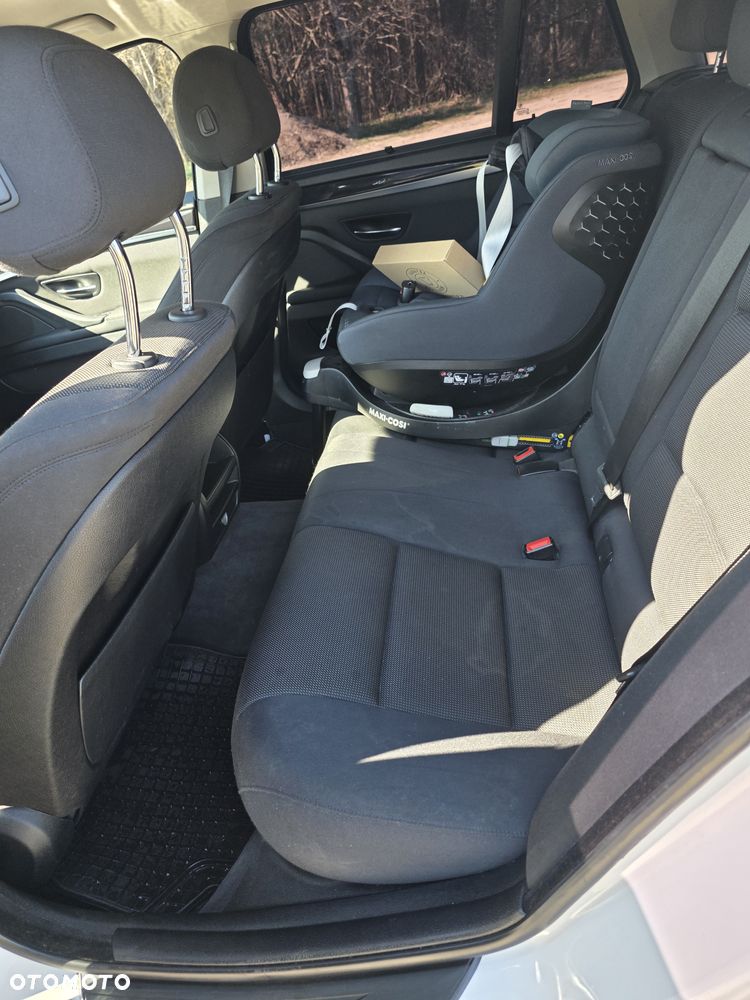BMW Seria 5 520d - 11