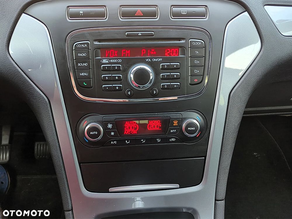 Ford Mondeo 2.0 TDCi Gold X Plus - 14