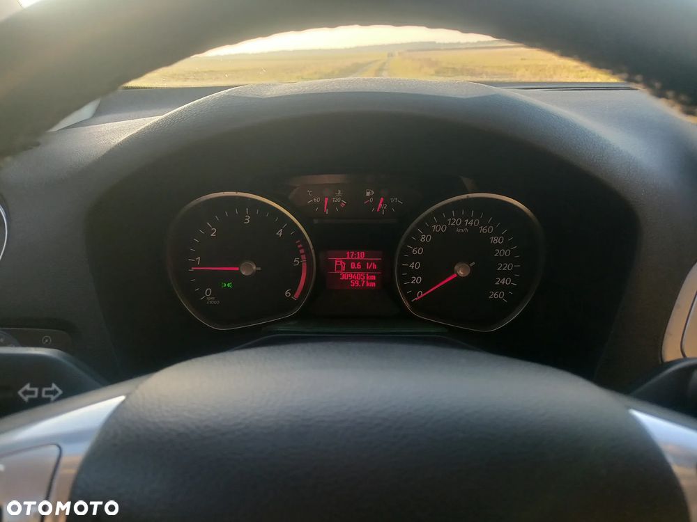 Ford Mondeo 2.0 TDCi Ambiente - 3