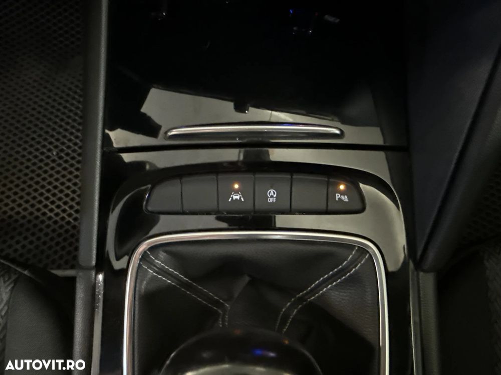 Opel Insignia - 18
