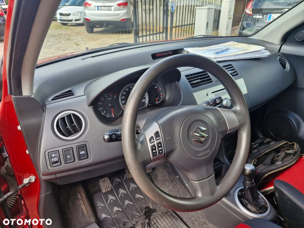 Suzuki Swift - 11