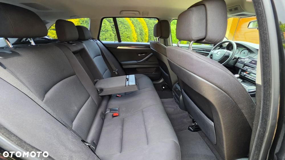 BMW Seria 5 520d Modern Line - 23