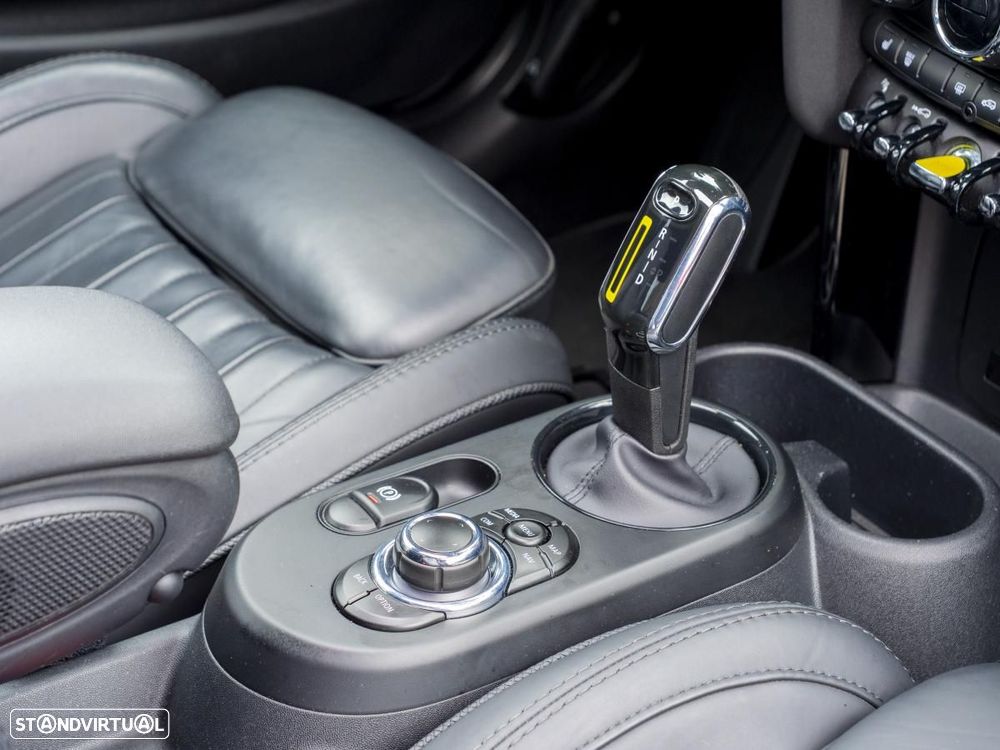 MINI 3 Portas Cooper SE Yours - 24