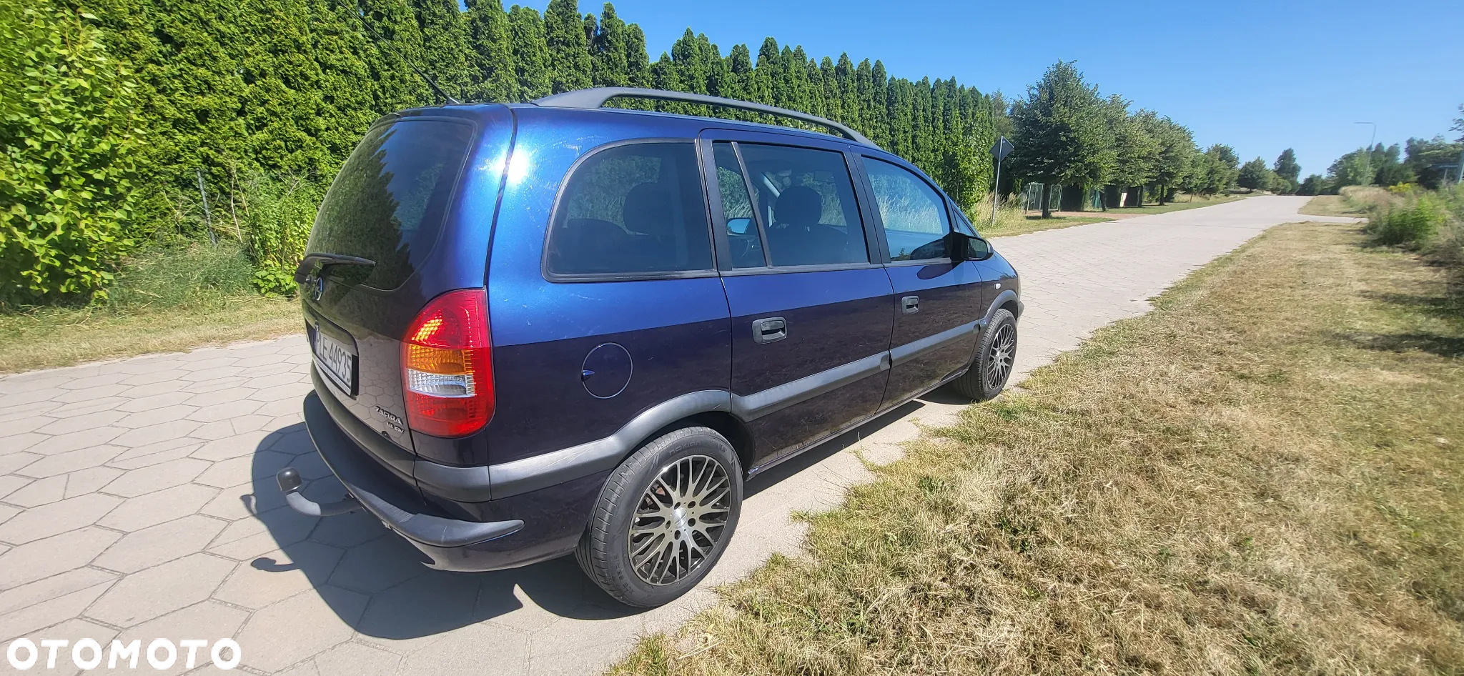 Opel Zafira 1.8 16V Elegance - 4