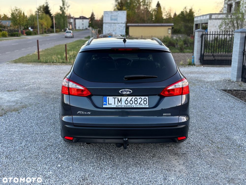 Ford Focus - 24