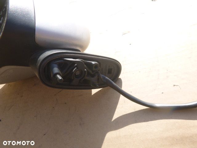 LUSTERKO LEWE ELEKTRYCZNE OPEL CORSA D Z157 3 PINY - 17