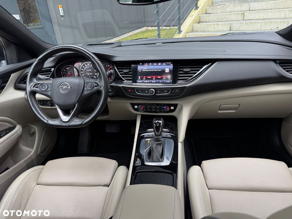 Opel Insignia 2.0 BiTurbo 4x4 Ultimate Exclusive - 19