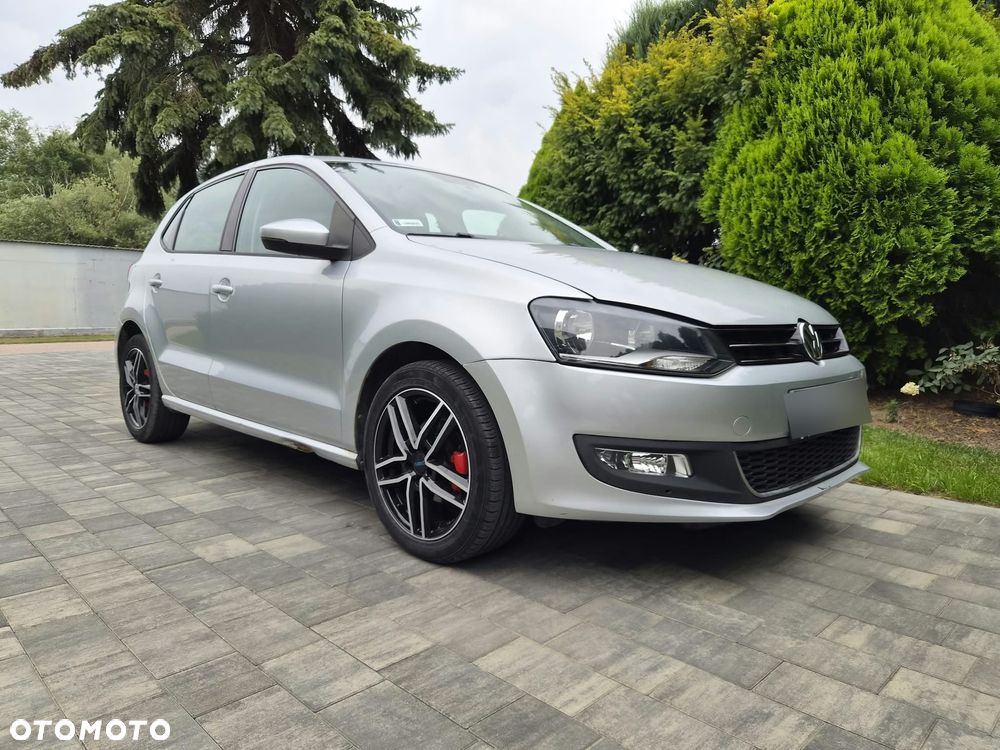 Volkswagen Polo - 2