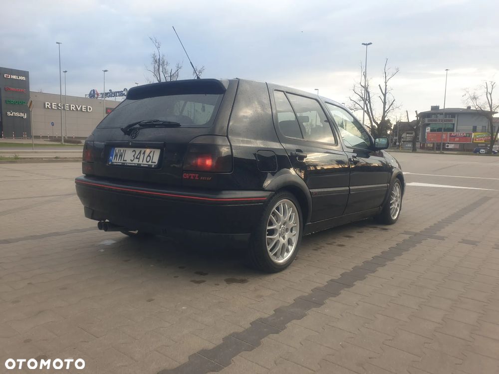 Volkswagen Golf - 3
