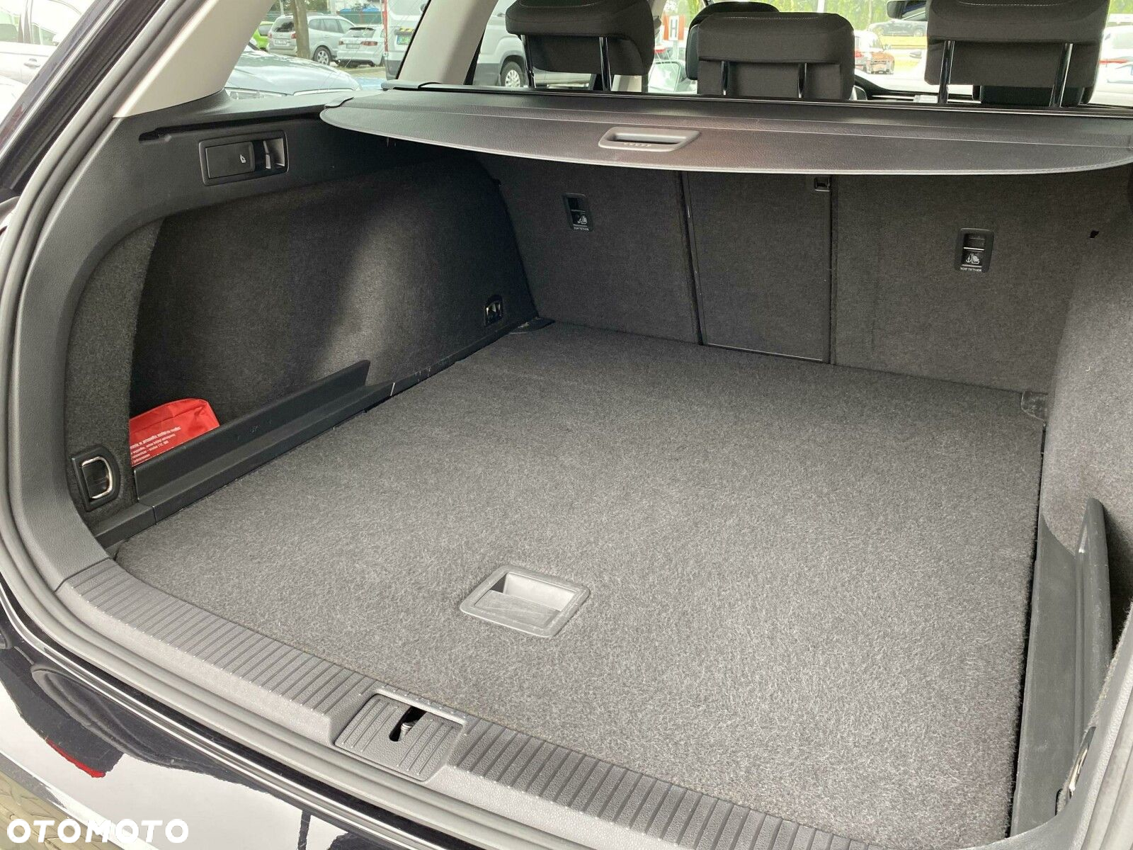 Volkswagen Passat 2.0 TSI Business DSG - 35